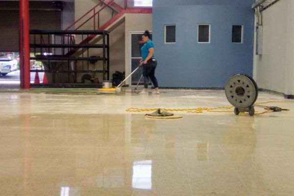 Pulido de piso de Madera Pulido de Vidrios elimar gota seca Pintura para techos losas de concreto en costa rica